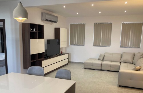 Bellavista Apartment | DREAM THEATRE MAISONETTE