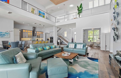 Yacht Club Villa | Dream villa in a beautiful location directly on the river