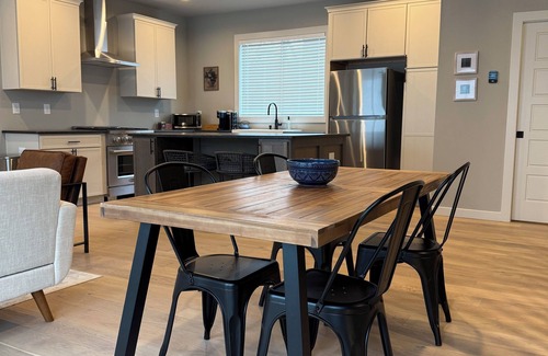 Easley House | DreamCatcher Dwelling - 2 Bed 2.5 Bath downtown Easley, SC, Clemson, Greenville