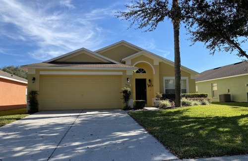 Silver Creek Villa | Dreaming of Disney? Discover the magic Walt created! Private pool, games room
