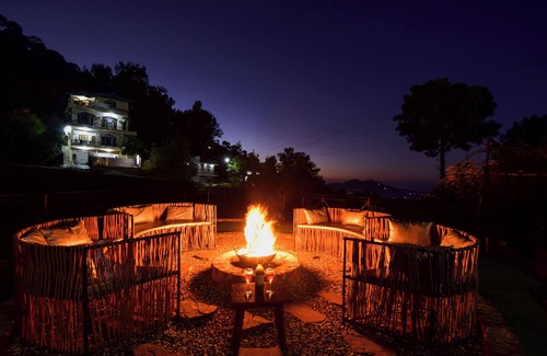 Kasauli Apartment | Dreamland I luxury I3Bhk IBonfire IMusic