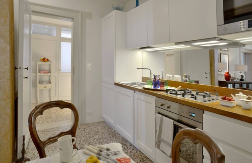 San Marco Apartment | Dreamy Luxury Grand Canal Salute Views Terrace San Marco AC Service Washer Wi