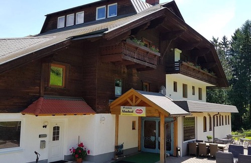 Kraa Apartment | Dreibettzimmer, Dusche, WC, Balkon - Pension Almhof