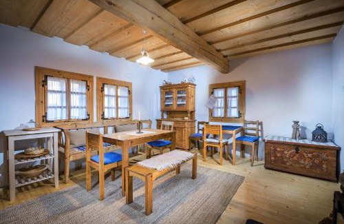 Zuberec House | Drevenica Traditional Cottage Old Centre