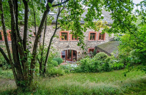 Nisramont House | Dri les Courtils