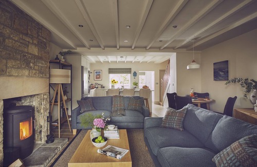Craster Cottage | Driftwood - a pet friendly that sleeps 4 guests in 2 bedrooms