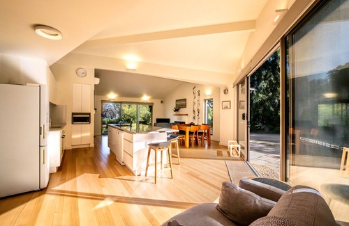 Coles Bay House | Driftwood
