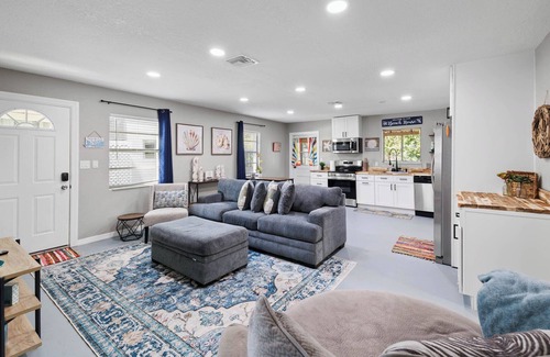 Weeki Wachee Gardens House | Driftwood Dreams - Waterfront Home Weeki Wachee River