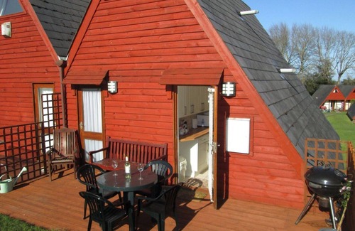 Martin Ski Chalet | DRIFTWOOD LODGE - KINGSDOWN HOLIDAY PARK