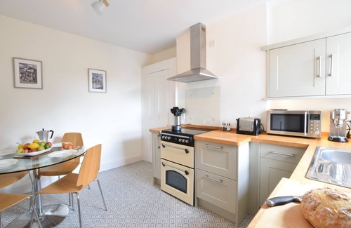 Southwold Cottage | DRIFTWOOD, SOUTHWOLD, pet friendly, with a garden in Southwold