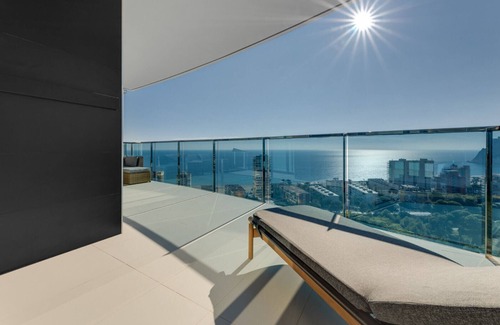 Cala Apartment | DRIVE 240 3 Bedrooms Apartments