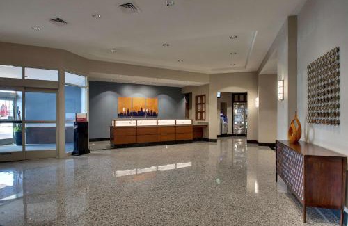 Iowa River Landing Hotel | Drury Inn & Suites Iowa City Coralville