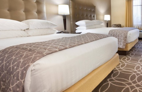 Buechel Hotel | Drury Inn & Suites Louisville North