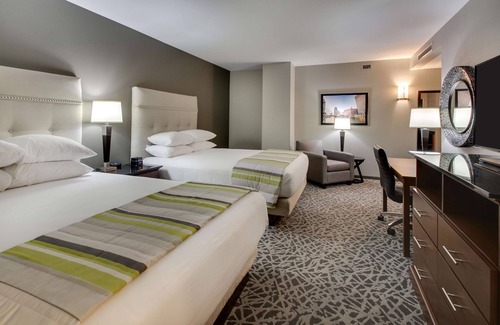 East Town Hotel | Drury Plaza Hotel Milwaukee Downtown