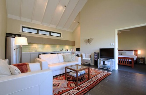 Megalong Valley Cabin | DRYRIDGE ESTATE - Sunrise Lodge