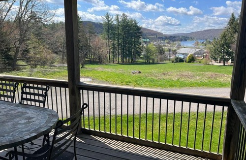 McHenry House | Dubla Vedere - Lake View - Hot Tub - Fire Pit - Sleeps 9