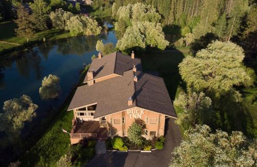 Whitefish Bed & Breakfast | Duck Inn Lodge