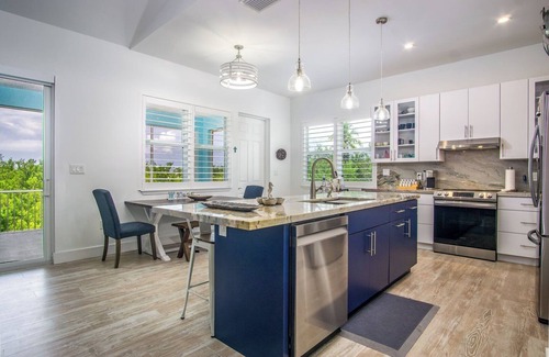 Marathon House | Duck Key Bimini Retreat 3 bedroom 2 bath home with