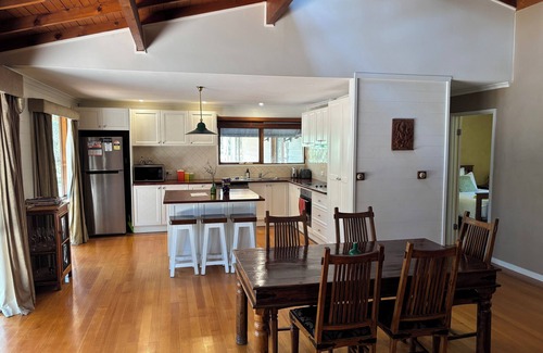 Woodend House | Duck Tree Lodge - a beautiful bush lodging