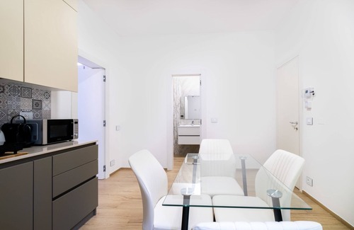Bolognina Apartment | Due Agosto Apartment, comfy, modern and central