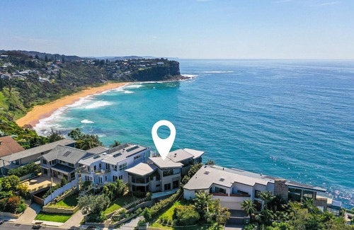 Mona Vale House | Due North - Stunning Beach & Ocean Views