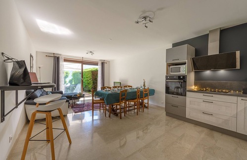 Duingt Apartment | DUINGT - Cote Lac et Jardins, Pieds dans l'eau