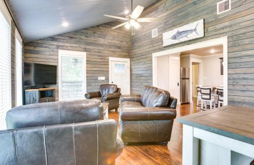 Theriot House | Dularge Copper Landing - Steps to Falgout Marina