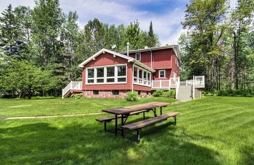 Duluth House | Duluth Lake House - Walk to Beach & Boat Ramp!