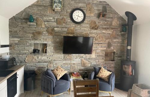 Liscannor Apartment | Dun Aengus Cottage on the Cliffs of Moher
