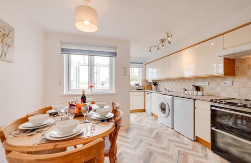 Instow House | Dune View, Instow - Two Bedroom House, Sleeps 5