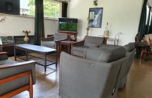 Badulla Hotel | Dunhinda Falls Inn