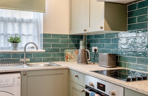 Snettisham House | Dunlin Cottage - Two Bedroom House, Sleeps 4