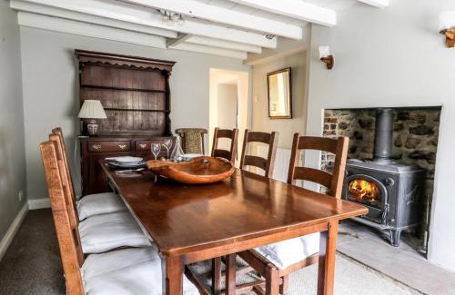 Westow House | Dunning, The Mount