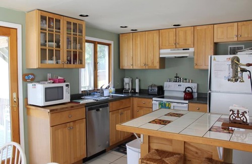 North Beach Haven House | Duplex 1st fl; Ocean Side; Beach Badges; Outdoor Shower; WiFi 40794