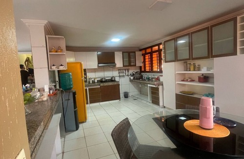 Porto das Dunas House | Duplex 800 meters from Beach Park 5 suites