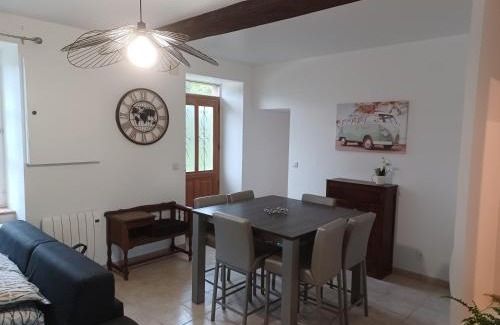 Ernee Apartment | Duplex centre ville