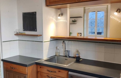 Troyes Apartment | Duplex - city center & walk to train station