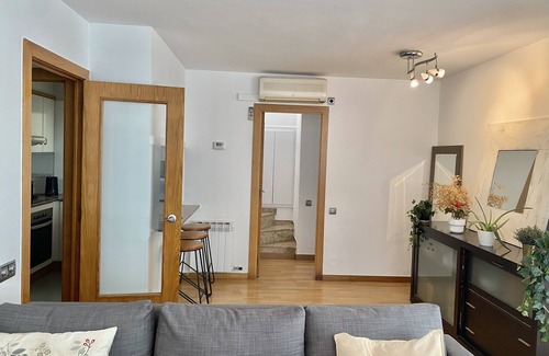 Arenys de Mar Condo | Duplex con Piscina, Terraza con Barbacoa y Parking