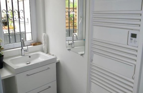 Leves Apartment | Duplex contemporain terrasse extérieure parking