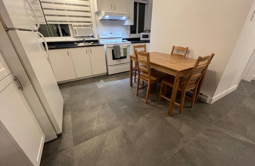 Loretteville Apartment | Duplex de luxe 5 chambres idéal pour les familles