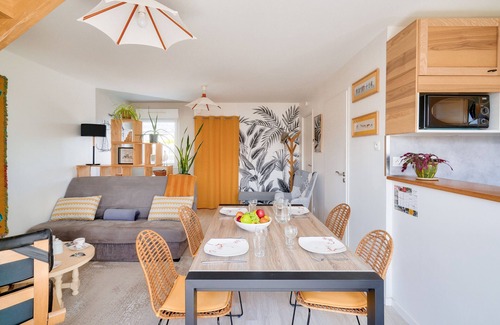 Guilvinec Apartment | Duplex for 4 near port - 500m from the beach