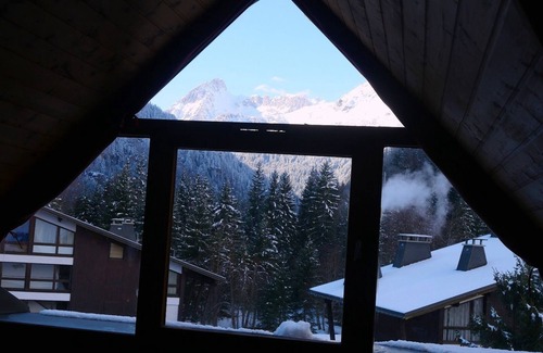 Les Contamines-Montjoie Apartment | Duplex | 5min walk to lifts, sleeps 6