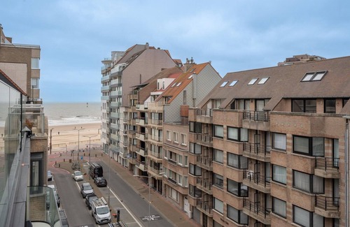 Knokke Apartment | Duplex in Knokke-Heist near the Beach