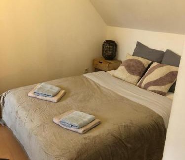 Beauvais Apartment | Duplex lumineux avec parking et Wi-Fi offert