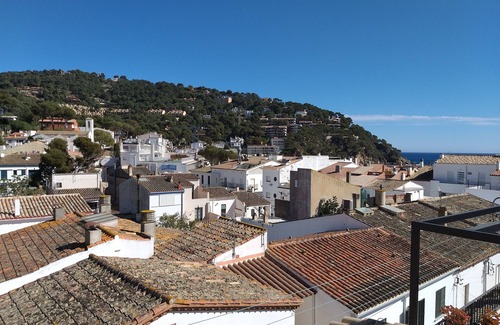 Llafranc Apartment | Duplex with terrace and sights, 50 meters from Llafranch beach