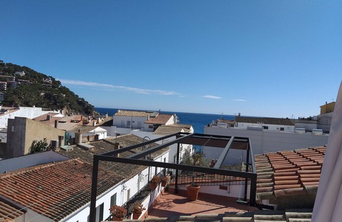 Llafranc Apartment | Duplex with terrace and sights, 50 meters from Llafranch beach