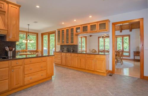 Cedar Mountain House | Dupont Mountain Lodge