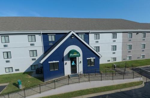 St. Matthews Hotel | DuPont Suites - Louisville - St. Matthews