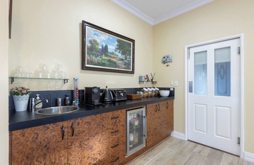 Victoria Park Bed & Breakfast | Durham Lodge
