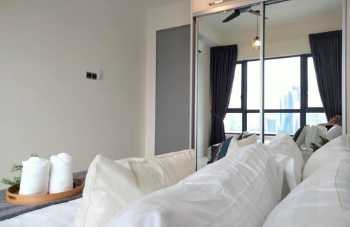Kampung Pasir Segambut Apartment | Duta North 2BR 4PAX, Mont Kiara KL